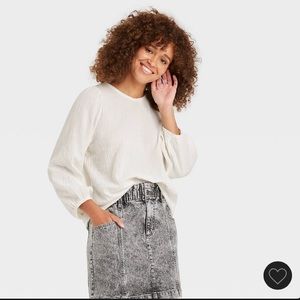 White Balloon Sleeve Blouse